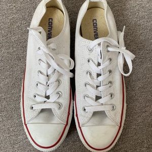 CONVERSE ALL STAR White Size 9 (women) worn once!